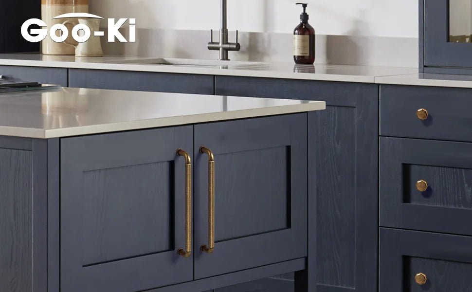 Center Cabinet Pulls